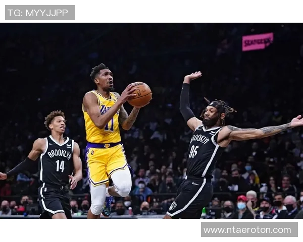 湖人对阵篮网精彩直播全程回顾与赛后分析尽在这里